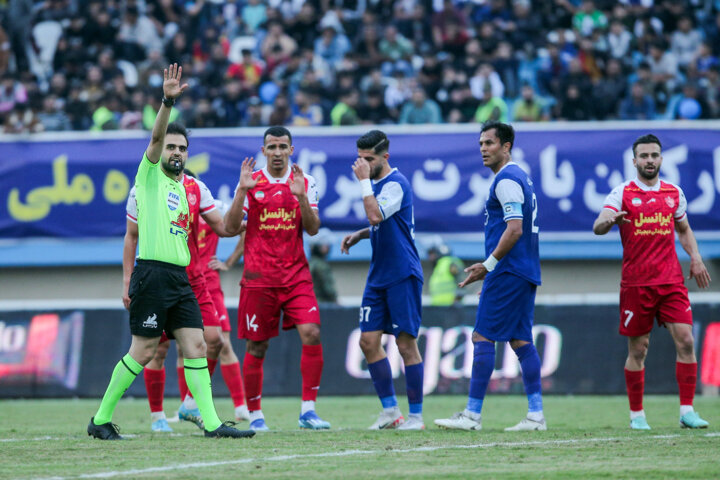 پشت پرده سقوط آزاد پرسپولیس؛ باندبازی در رختکن سرخپوشان