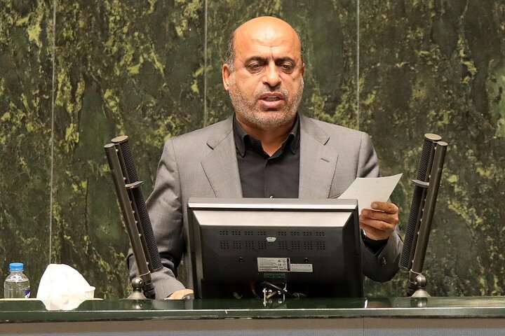 آصفری: وزیر کشور درباره تقویت مرزها به مجلس گزارش دهد