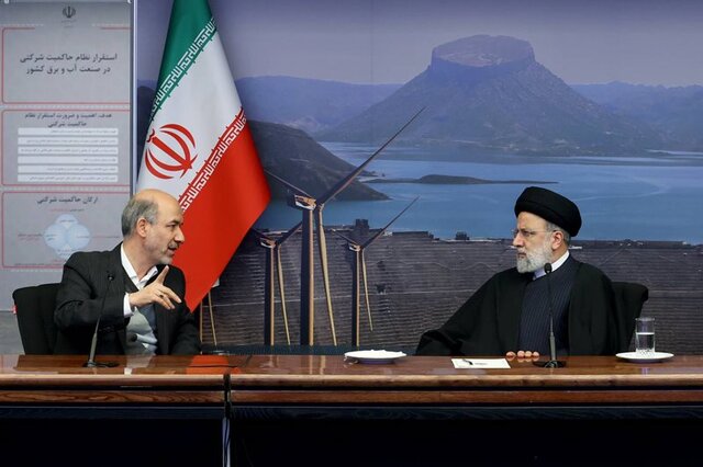 ساخت ۴۰۰۰ مگاوات نیروگاه خورشیدی