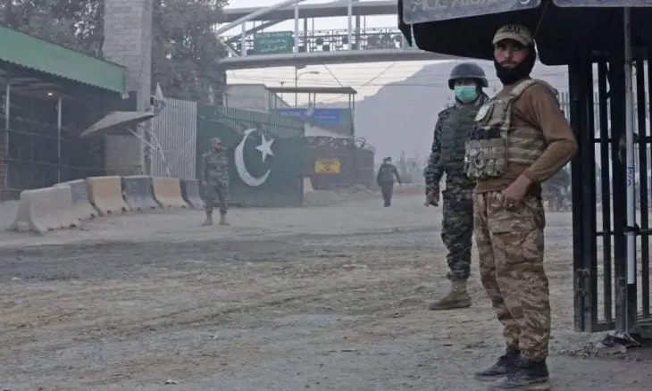 مقام طالبان: هیچ مرز رسمی‌ میان افغانستان و پاکستان وجود ندارد