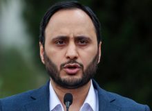 بهادری جهرمی: مجلس همراهی کند، عدالت در پرداخت‌ها محقق می‌شود