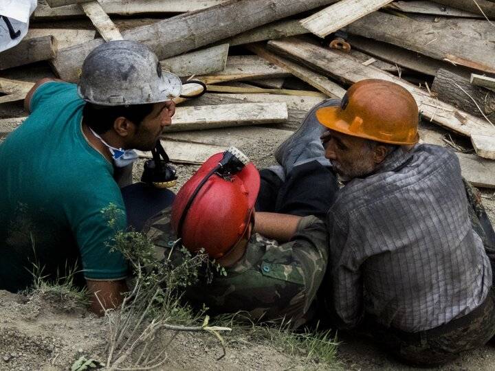 سرکوب دستمزد زندگی کارگران را سخت‌تر می کند