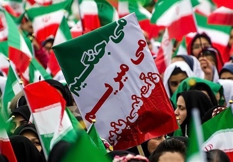 شکوه حضور در ۲۲ بهمن ۴۵/ فریاد «مرگ برآمریکا» در سراسر ایران