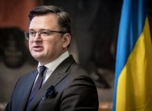 «زلنسکی» در حال بررسی اخراج وزیر خارجه