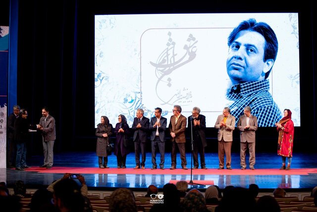 دوستانی که بعد از ۷ سال مرگ افشین یداللهی را باور نکردهاند!