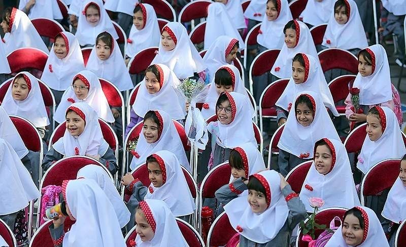 آغاز سال تحصیلی از مهرماه به شهریورماه ؟!