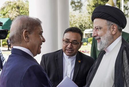توسعه روابط اقتصادی با پاکستان؛ اولویت اول ایران