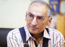 صادق زیباکلام راهی زندان شد