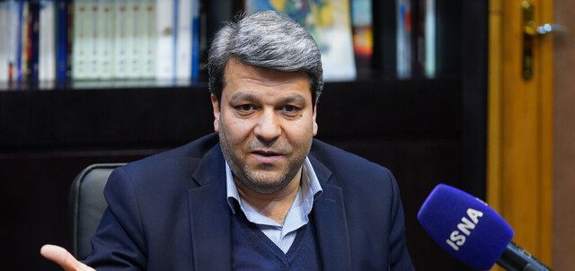 خزاعی فرمان جشنواره فجر را به کدام سمت میچرخاند؟