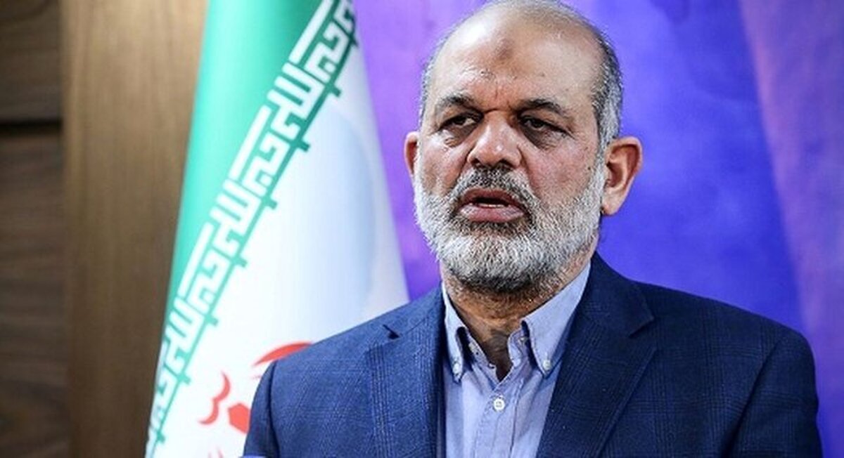 باید در ارتباطات بین المللی نقش ایفا کنیم