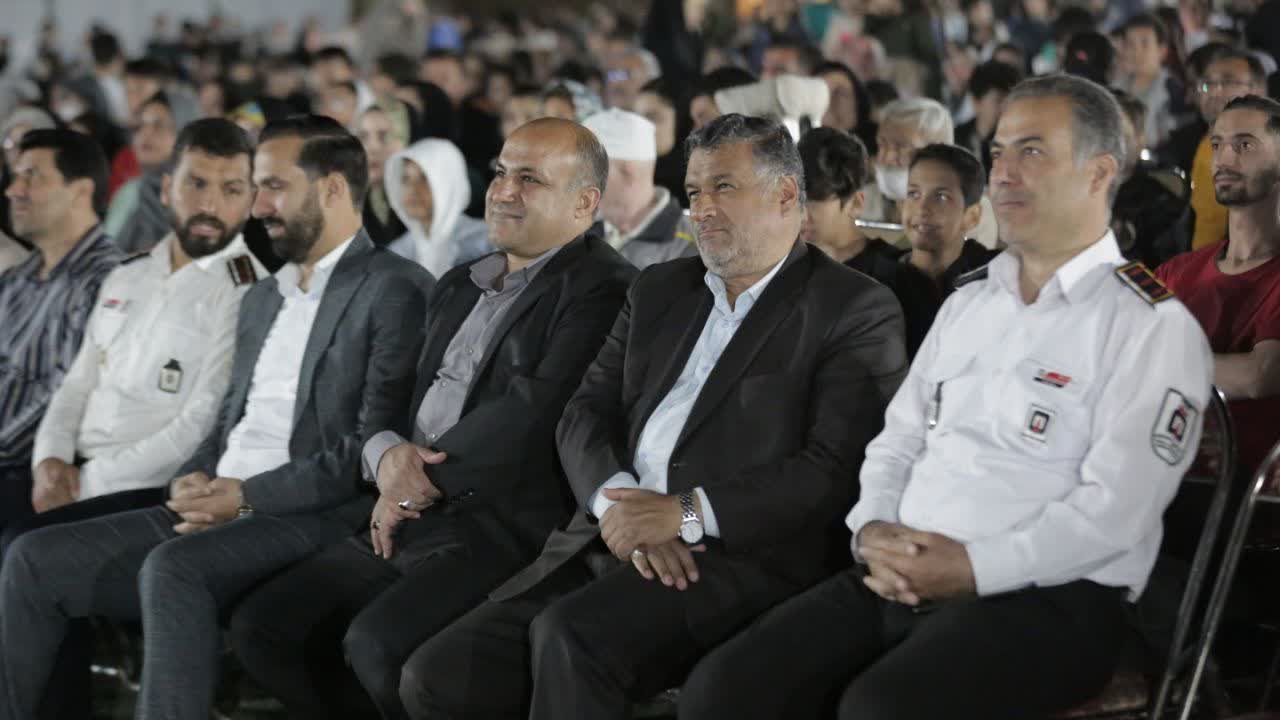 💢برگزاری جشن بزرگ دهه کرامت در شهرک امید صفادشت 