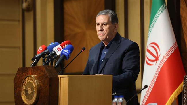 دولت چهاردهم  در کنار بخش خصوصی باشد نه رقیب آن!