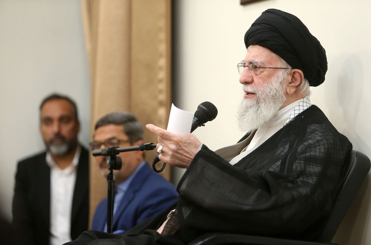 حرکت مدافعان حرم ایران و منطقه را نجات داد