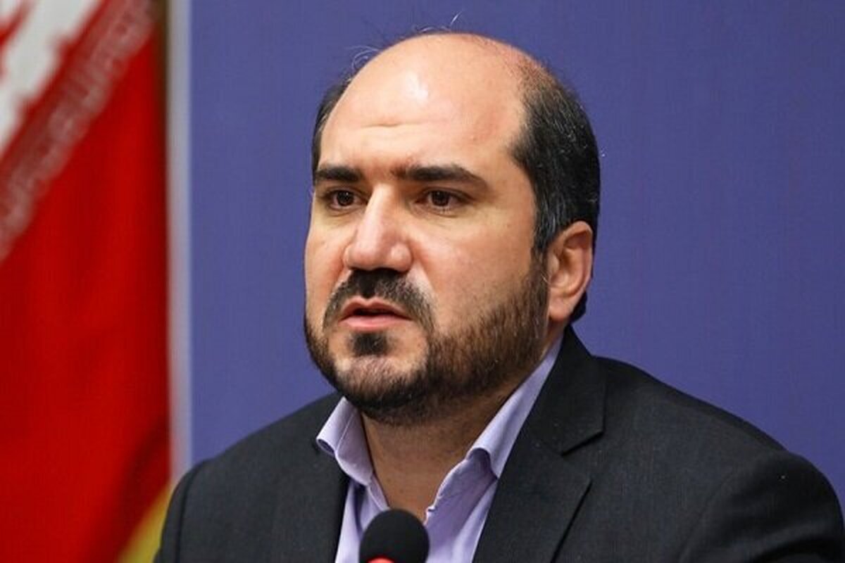 هیچکس در کنار شهید رئیسی، حاشیه امن نداشت