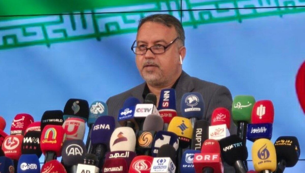 ثبت‌نام ۱۲ نفر در انتخابات ریاست جمهوری/ ۸ نفر مدرک دکترای و ۴ نفر کارشناسی ارشد دارند