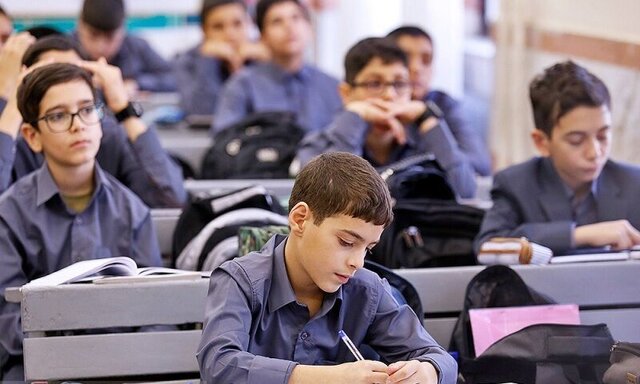 تحصیل دانش‌آموزان دهک‌های اول تا چهارم در مدارس سمپاد رایگان شد