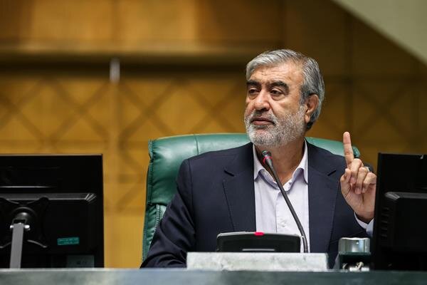 مناظره کاندیداها هنوز نتوانسته توقعات جامعه را برآورده کند