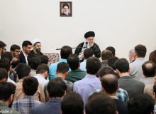 برای انتخاب خوب، ببینید چه کسی به ملاک‌های انقلاب نزدیک‌تر است
