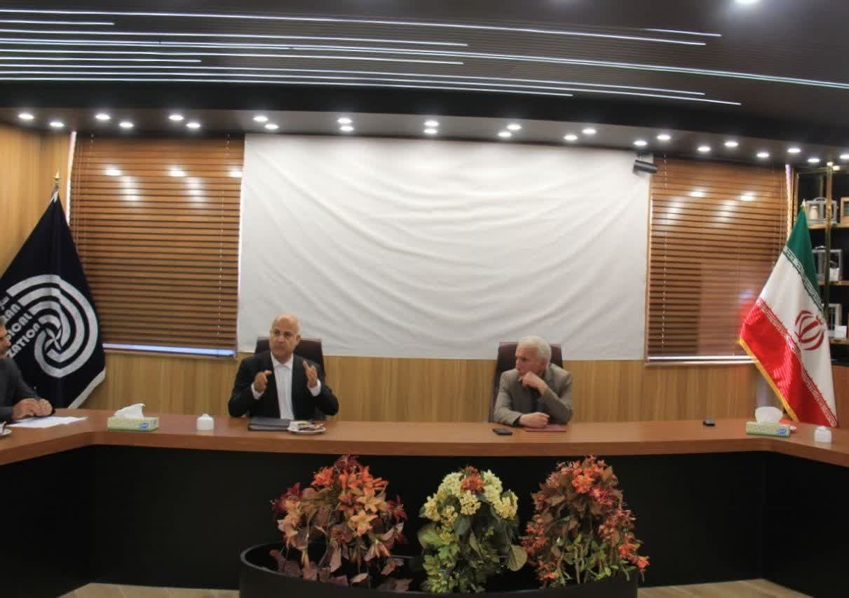 منابع طبیعی جزو گنجینه‌های خدادادی هستند که صیانت از آن، بر عهده‌ی همه‌ی افراد جامعه است