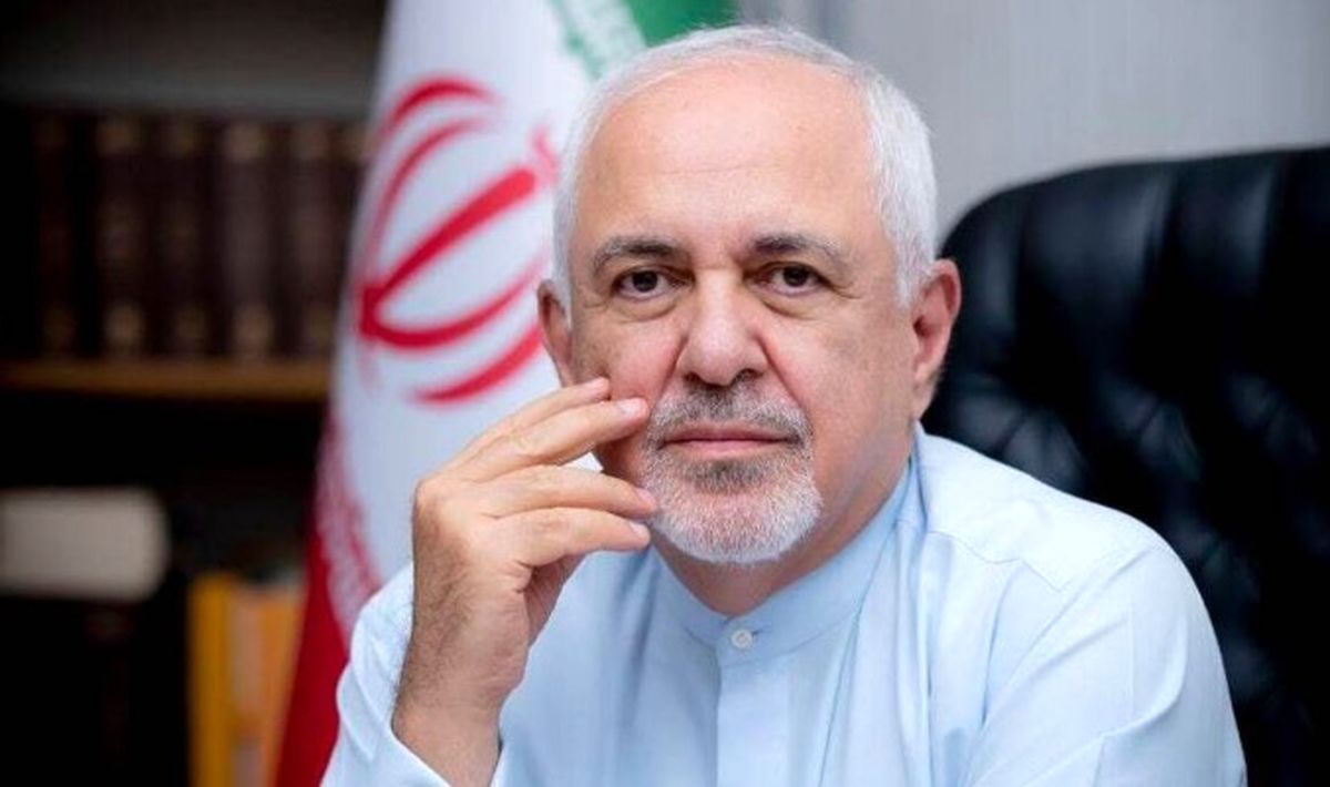 پاسخِ ظریف به انتقاد از نحوه چیدمان صندلی‌ها در دیدارهای پزشکیان