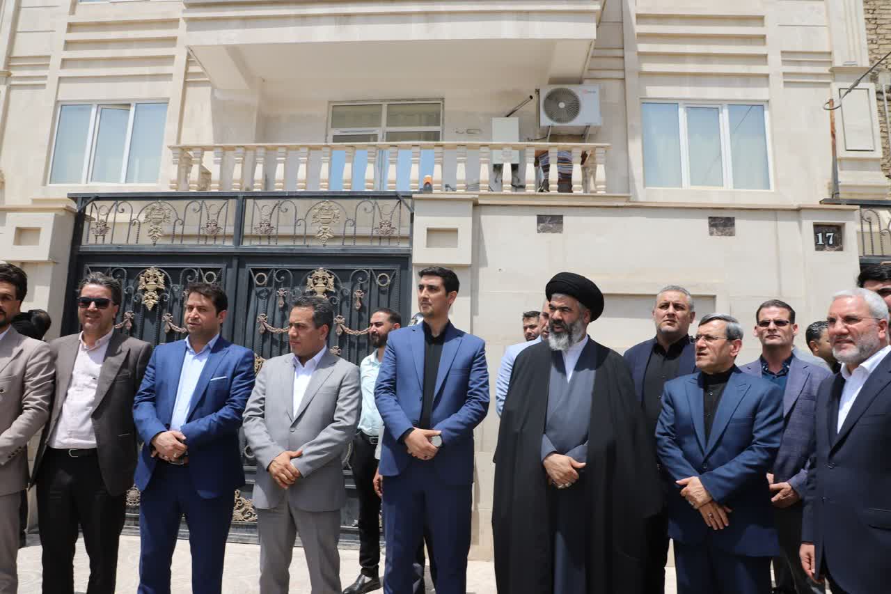 شهرداری و شورای اسلامی شهر گلستان با اجرای طرح تعریض، معبری را به جهت تسهیل در تردد اهالی شهرک الهیه مسیرگشایی نمود