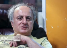 ادعای مدرن شدن داریم و درونمان یک ناصرالدین شاه زنده است!