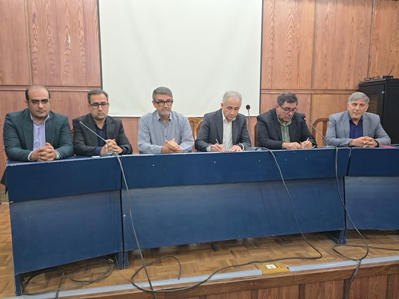 یکی از حلقه های پایداری کشاورزی،تولید محصولی است که بتوان در بازارهای ملی و بین‌المللی عرضه کرد.