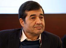 دستور ساخت دیواره صخره‌نوردی برای نوجوان ١٢ ساله کارزینی از طرف وزیر ورزش