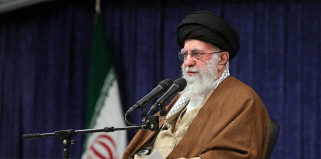 در عرصه رسانه باید دقت ، تلاش و ابتکار خود را مضاعف کنیم