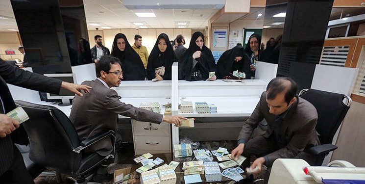 بانک باید در رشد اقتصادی اثرگذار باشد، نه در نابودی اقتصاد!