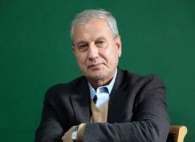 وفاق جای باج دادن نیست
