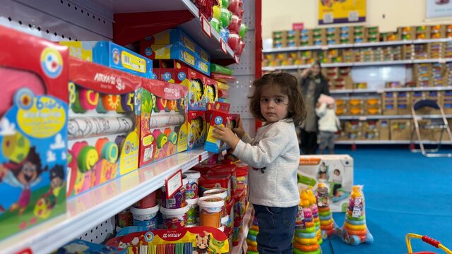 درآمد نفتی ایران معادل درآمد چین از صنعت اسباببازی است!