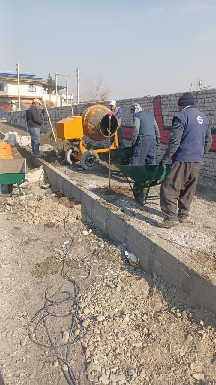 آغاز عملیات عمرانی پیاده روسازی وکف پوش معابر شهرصفادشت و شهرک امید