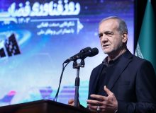 خروج از بحران‌های امروز فقط با کمک عالمان و نخبگان میسر است