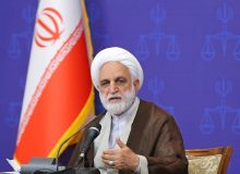 انقلاب اسلامی هیمنه طاغوت‌های بزرگ و کوچک را درهم شکست