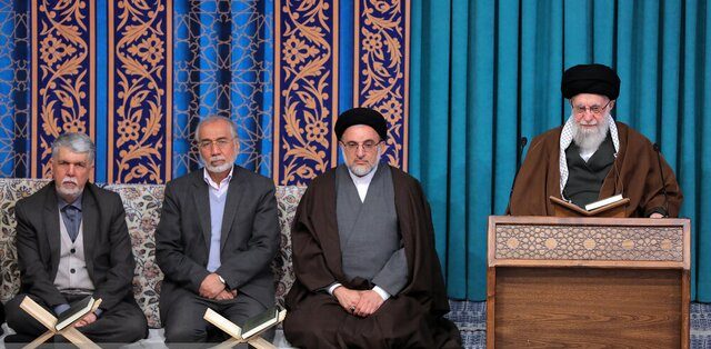 رهبر انقلاب: شرط حل مشکلات و پیشرفت، اعتماد به خدا و ورود به میدان است