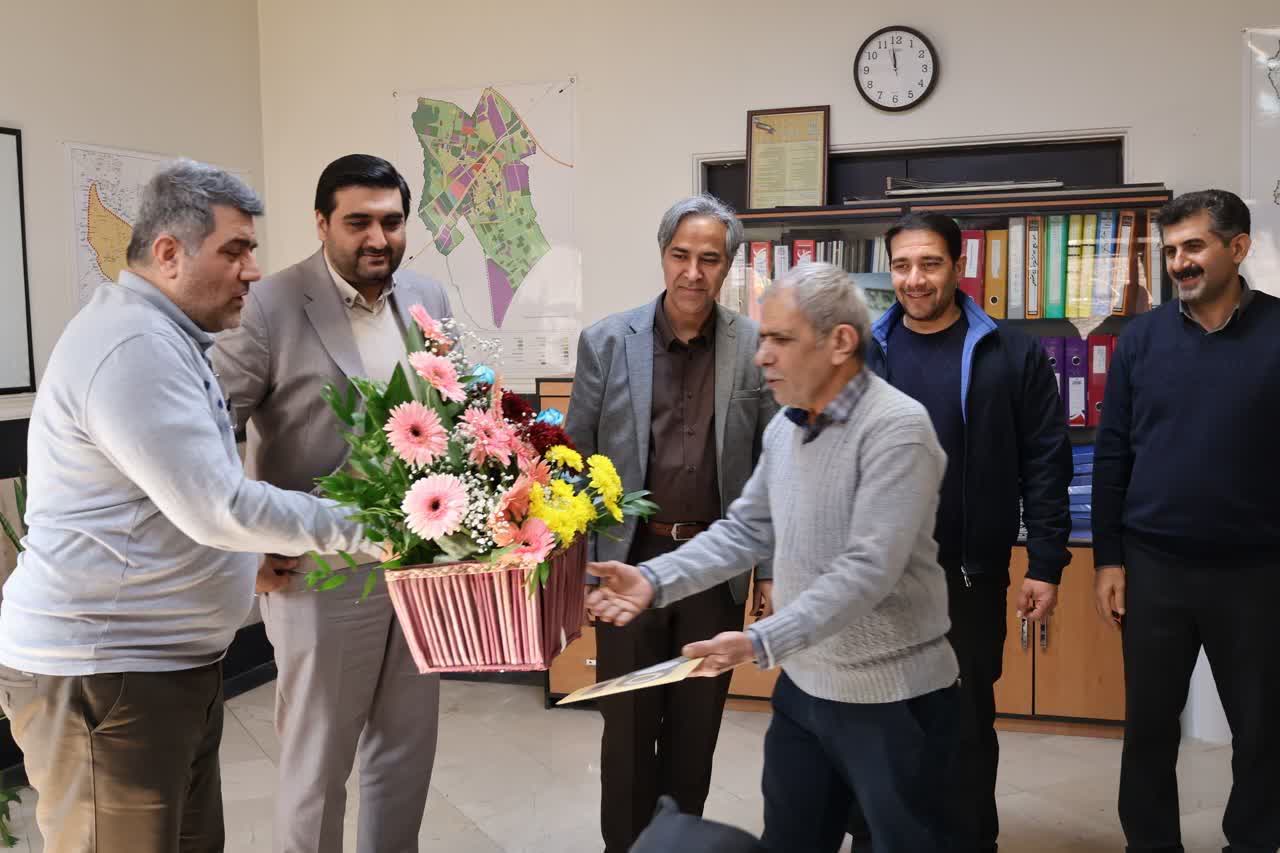تقدیر از جانبازان شورای اسلامی و شهرداری چهاردانگه