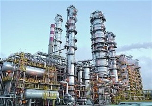 توقف مجوز کاهش کیفیت بنزین/ افزایش تولید با ظرفیت‌های موجود