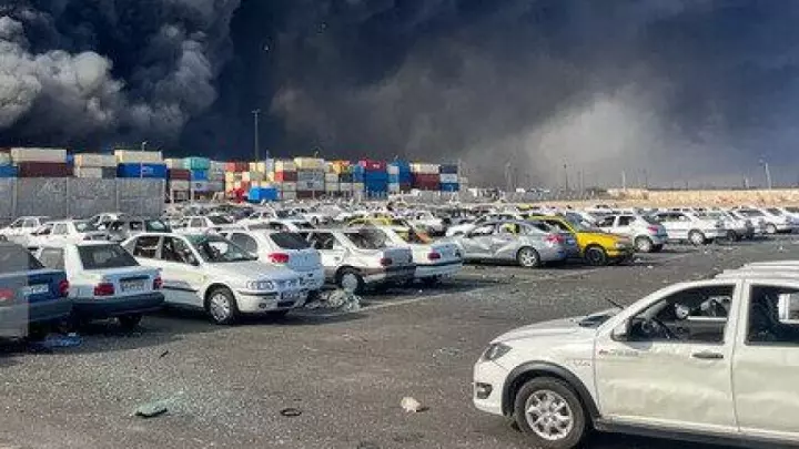 ارزیابی خسارت ۱۵۶۸ خودرو در انفجار بندر شهید رجایی