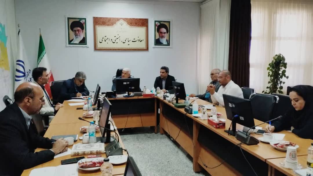 تاکید بر نقش و حضور پر رنگ احزاب در تحقق شعار وفاق ملی