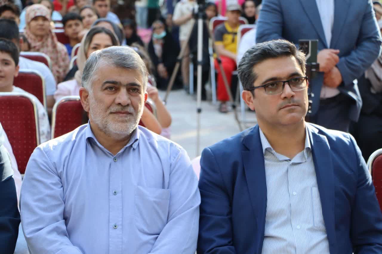 ☑️همزمان با دهه کرامت و ولادت امام رضا (ع) و روز ملی شوراها ،آئین افتتاح باغ بزرگ فدک شهرداری ورامین باحضور مسئولان ارشد شهرستان وخانواده معظم شهدا وایثارگران ومردم شریف ورامین برگزار شد