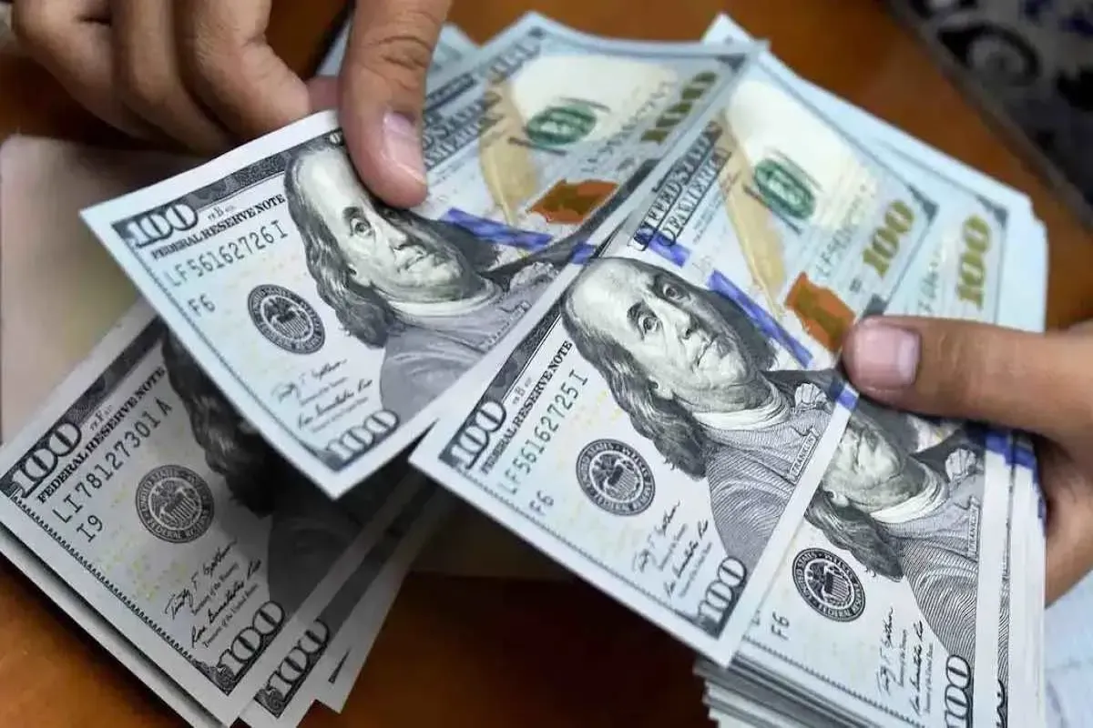 ارز تجار چقدر قیمت خورد؟