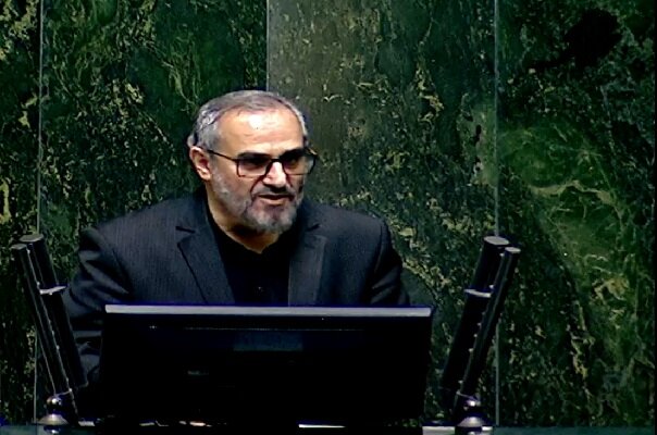 پورسید: براساس قوانین موجود، مجلس در جریان نتیجه گزارشهای ارجاعی به قوه قضاییه قرار نمیگیرد