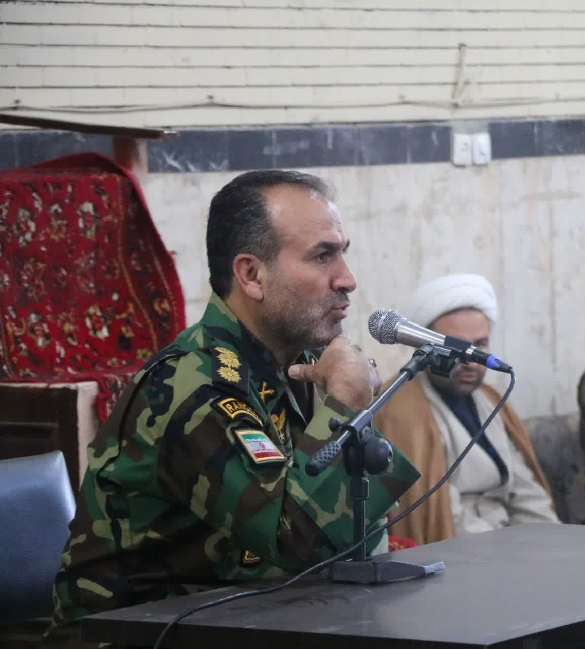 جلسه آگاه‌سازی فرماندهان در گروه ۴۴ توپخانه نزاجا برگزار شد