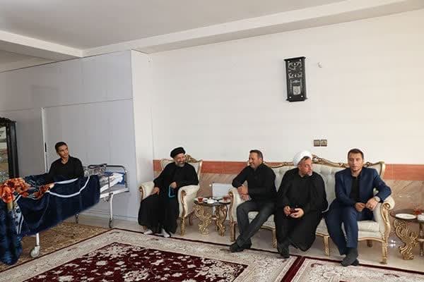 جانبازان مدافعان وطن اسوه رشادت و مرادنگی هستند