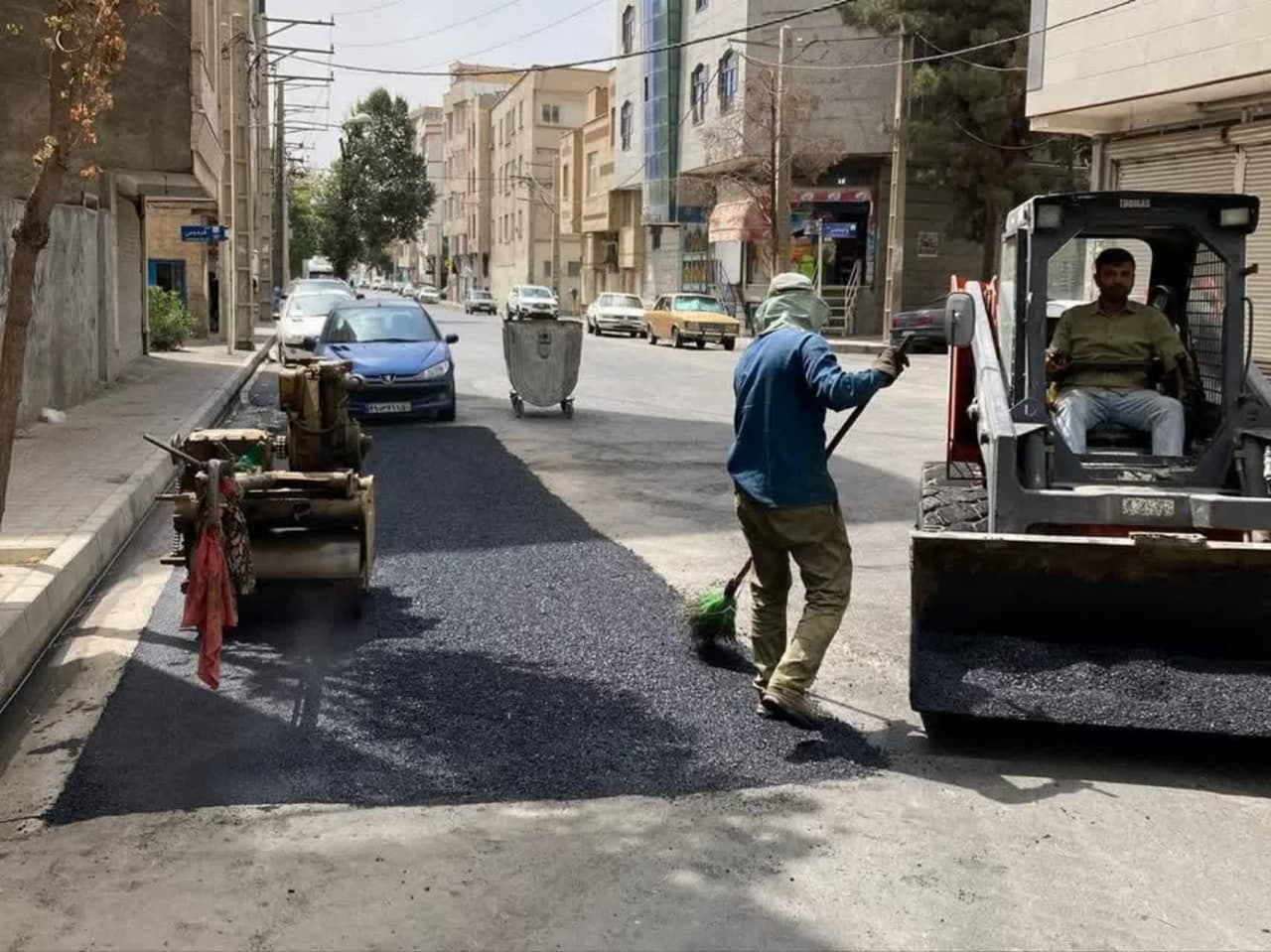 مرمت و بهسازی آسفالت خیابان آیت‌الله طالقانی و کوچه البرز در شهرقدس
