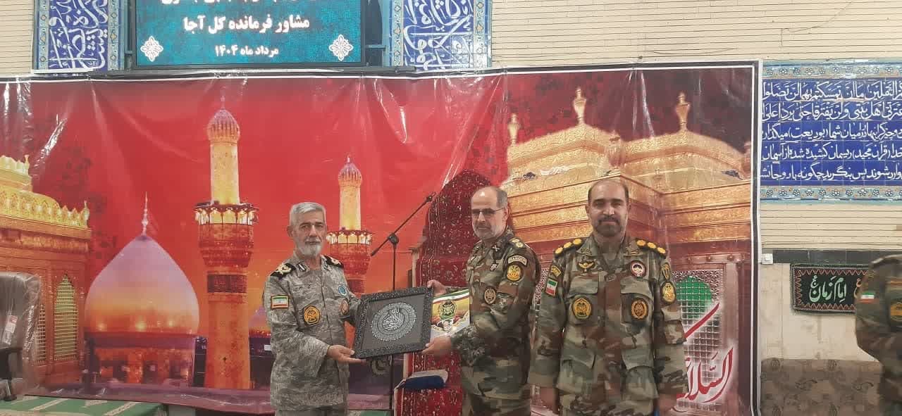 پیشکسوتان با انتقال تجربیات خود، چراغ راه نسل جوان و آینده‌ساز ارتش هستند.