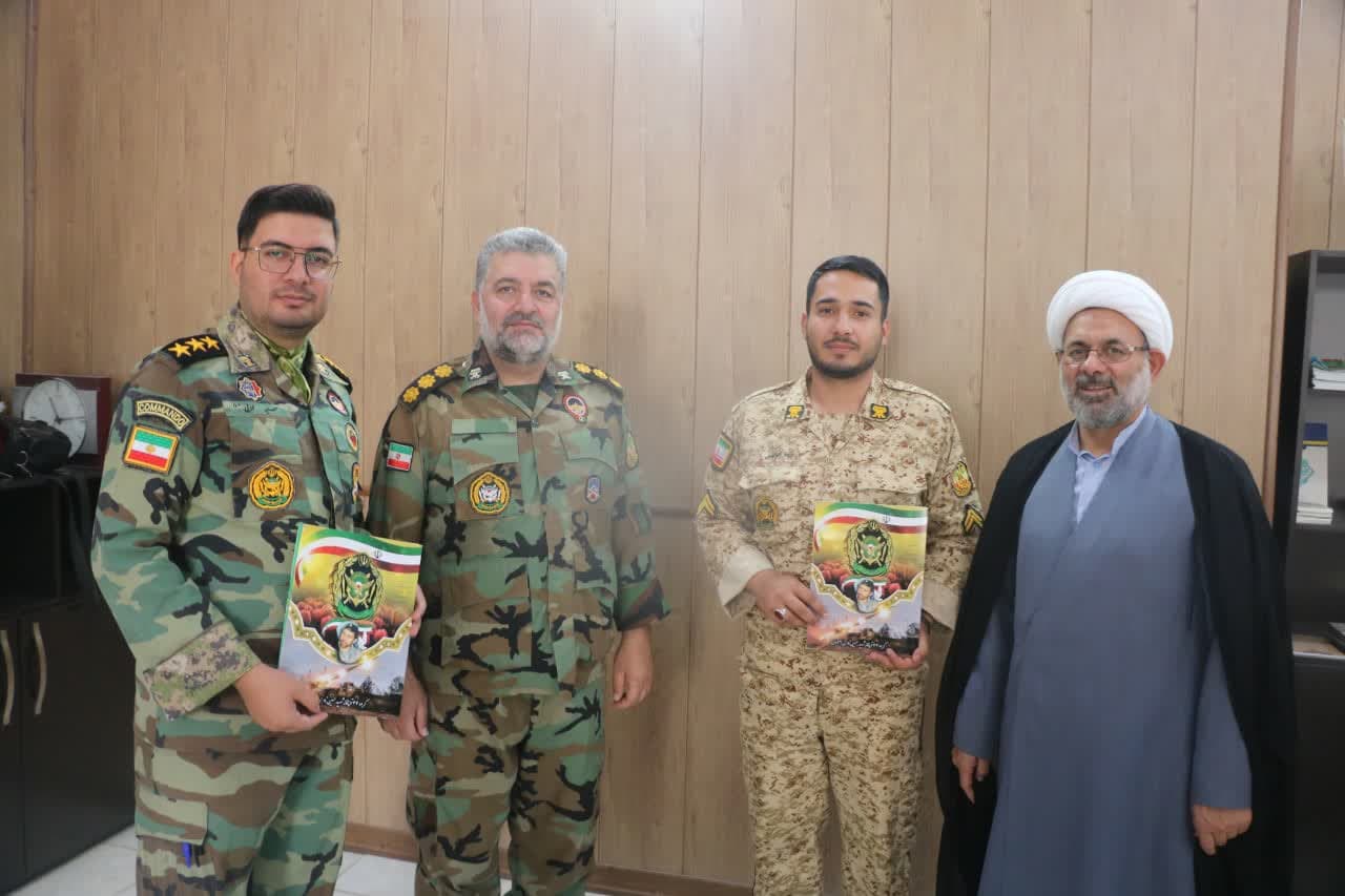 به مناسبت روز خبرنگار از خبرنگاران گروه ۴۴ توپخانه نزاجا تجلیل و قدردانی به عمل آمد.