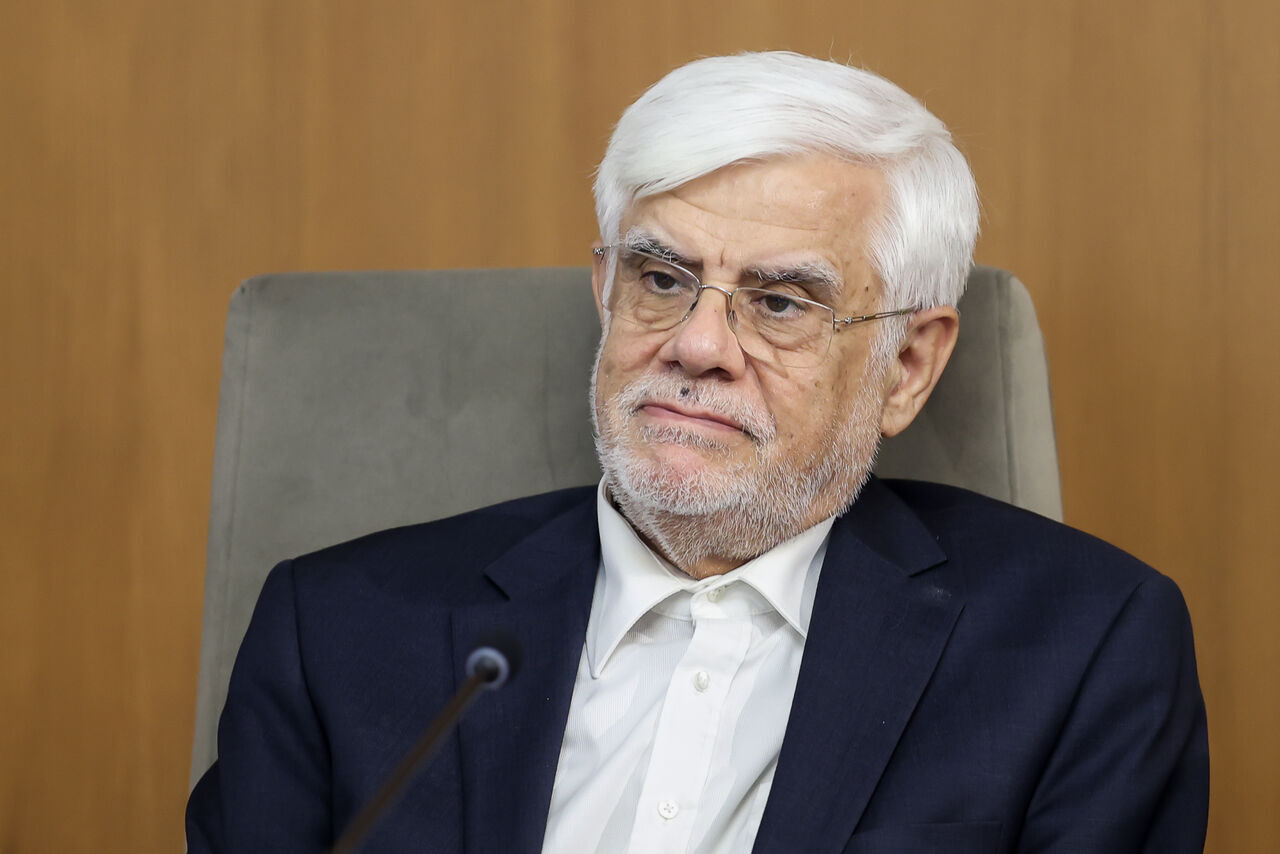 عارف: حضور و انسجام اجتماعی مسئولیت کارگزاران نظام را بعد از جنگ تحمیلی سنگین‌تر کرده است