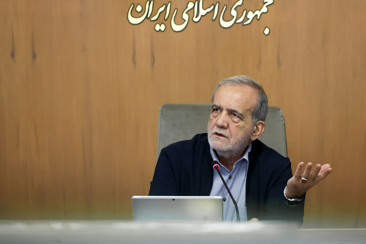 آیا پزشکیان می‌تواند تصمیم بگیرد؟
